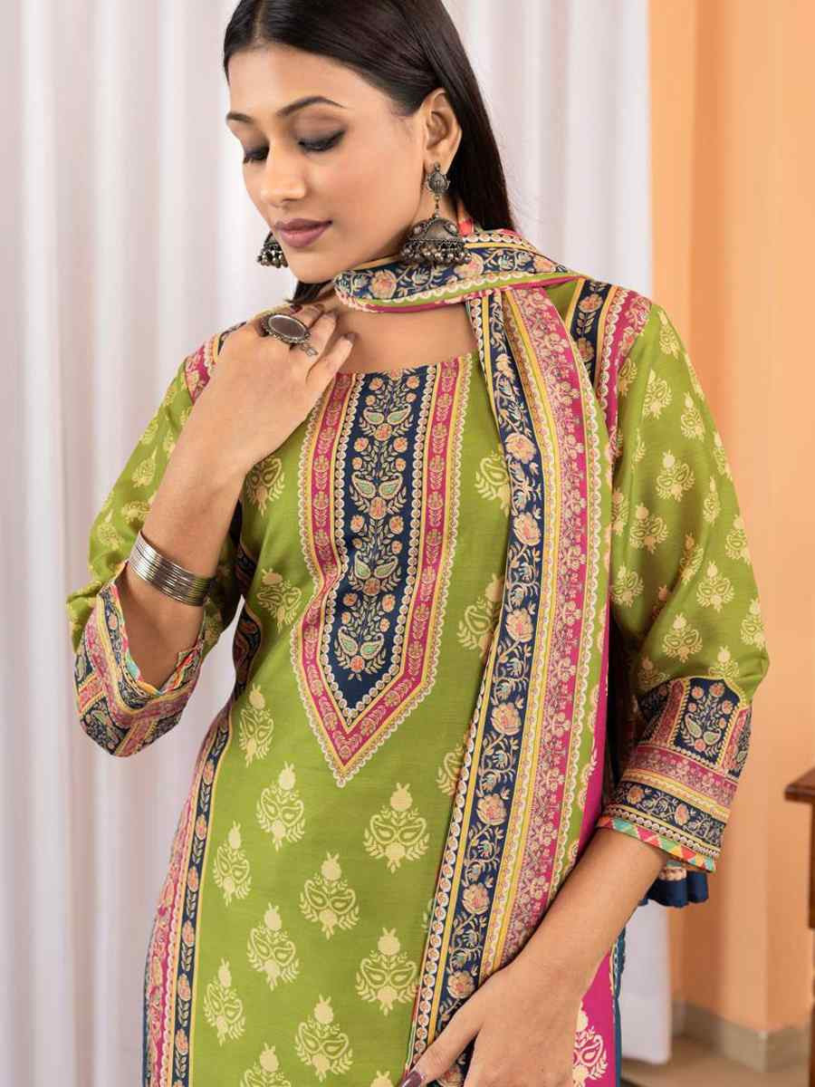Floral Embroidered Regular Maslin Fabric Suit